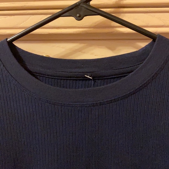 Banana Republic Top - Picture 5 of 7